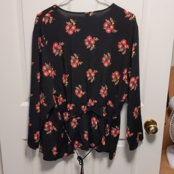 Black with red flowers top - Picture 3 of 3